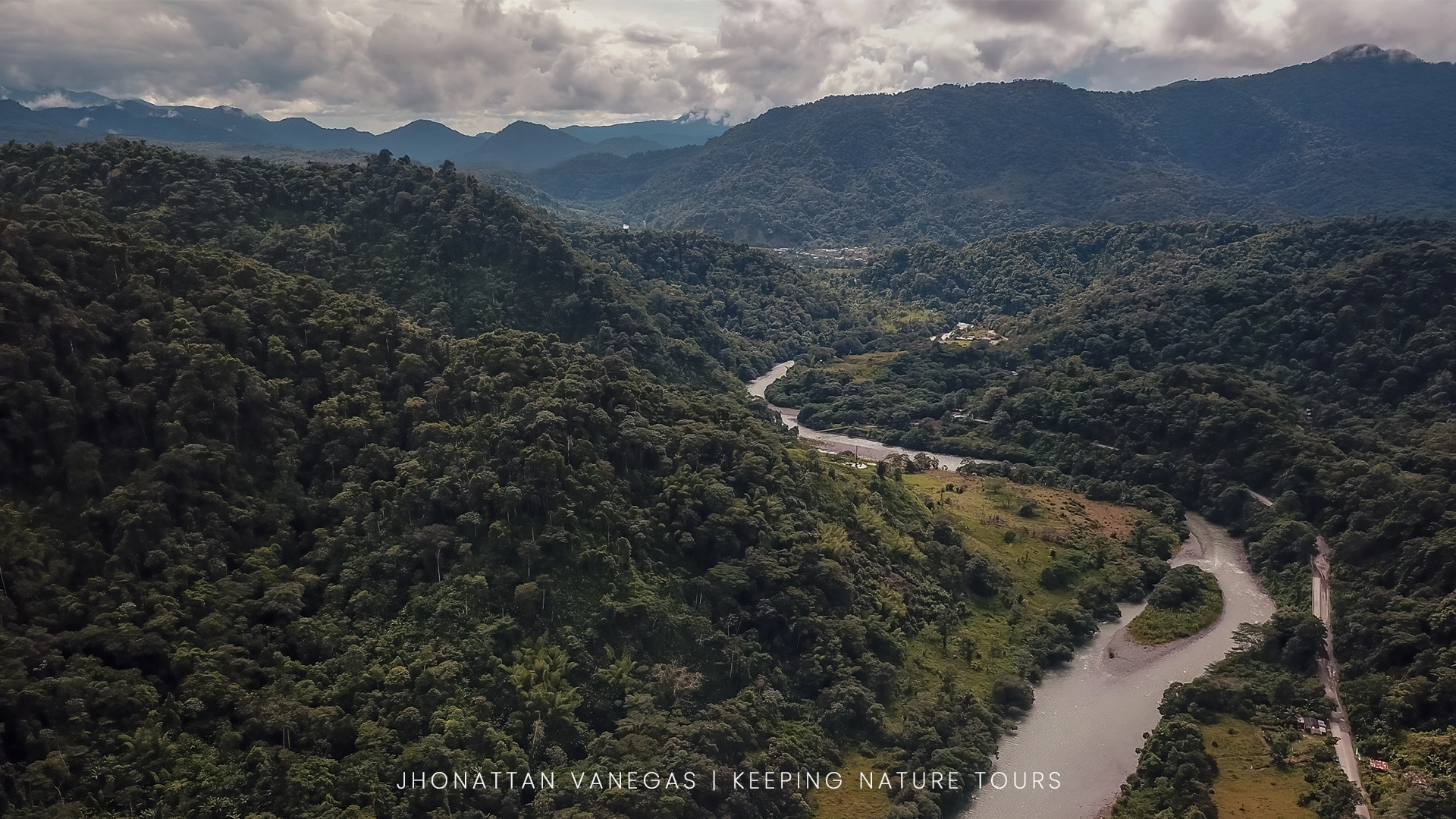 Wildlife photograph by Jhonattan Vanegas, landscape